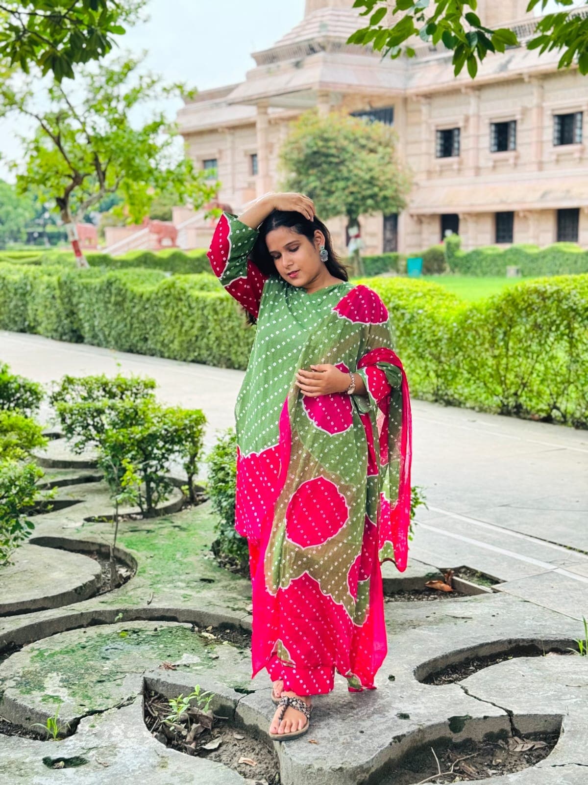 Emerald Rose Bandhani Suit Set